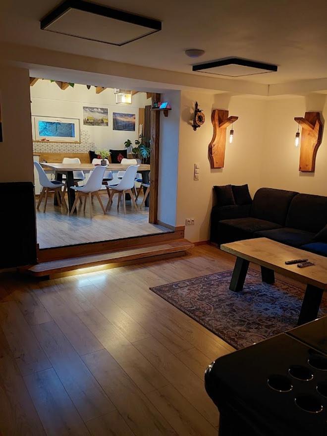 Apartament Pod Bukowym Lasem Meszna Esterno foto