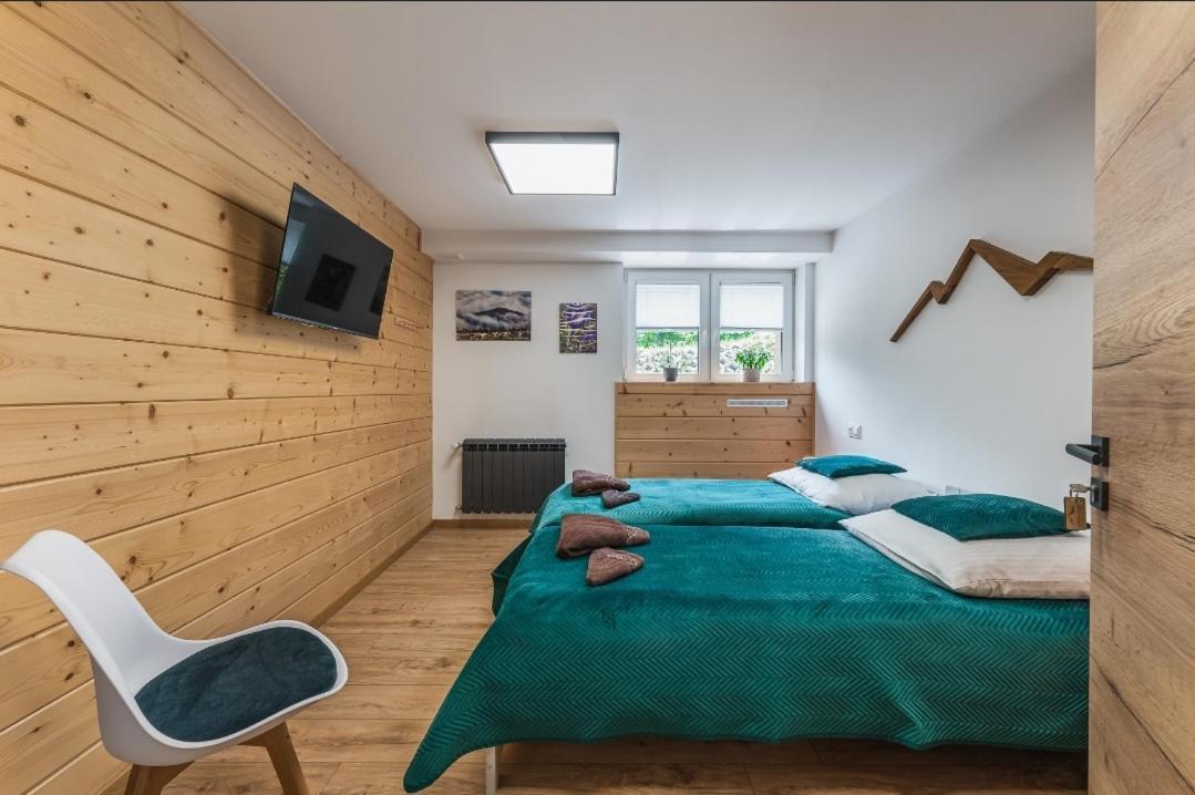 Apartament Pod Bukowym Lasem Meszna Esterno foto