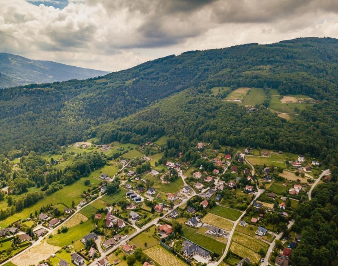 Apartament Pod Bukowym Lasem Meszna Esterno foto