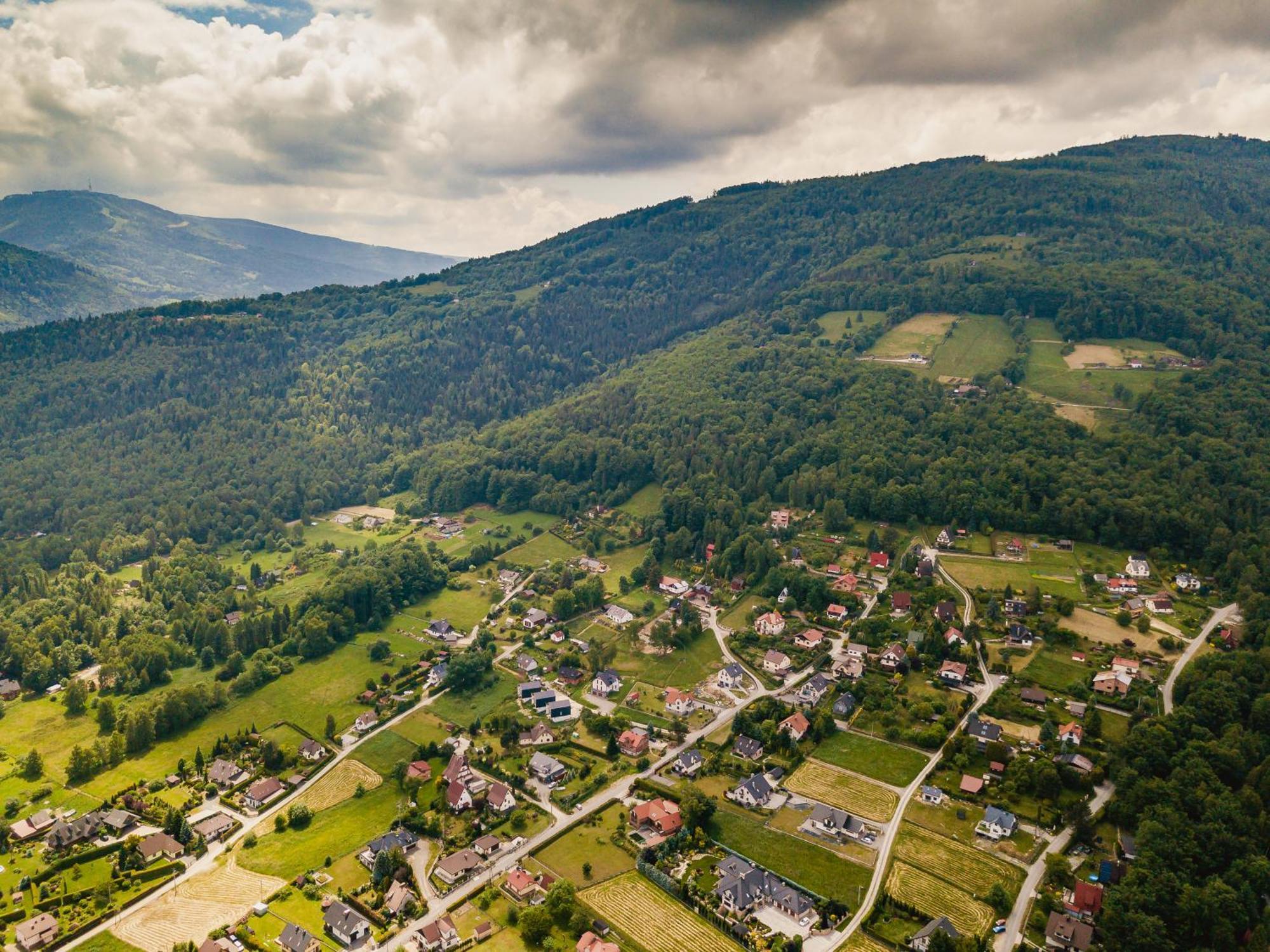 Apartament Pod Bukowym Lasem Meszna Esterno foto